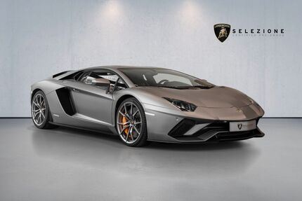 Lamborghini Aventador 23.480 km 364.900 &euro; München 80636