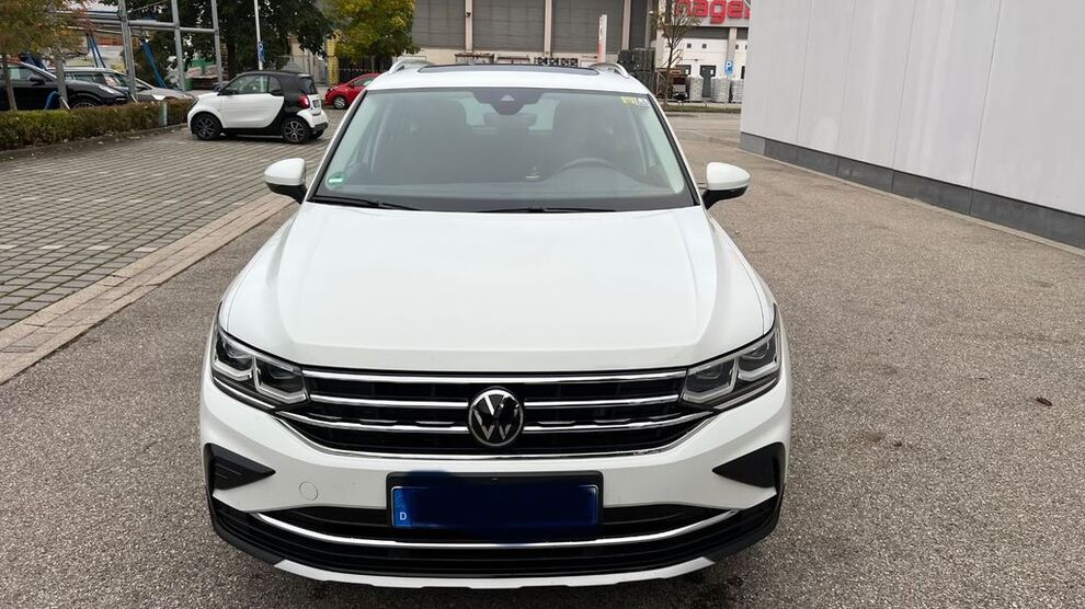 VW Tiguan 39.000 km 32.500 € Karlsfeld 85757
