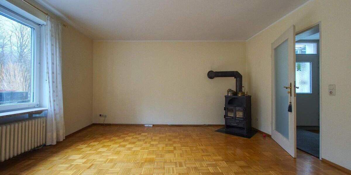 Provisionsfrei - Doppelhaushälfte mit traumhaftem Garten in absolut ruhiger Lage in Großhadern 3 zimmer