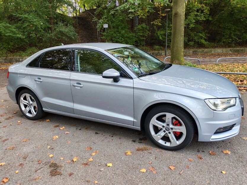 Audi A3 166.000 km 15.500 € München 80689