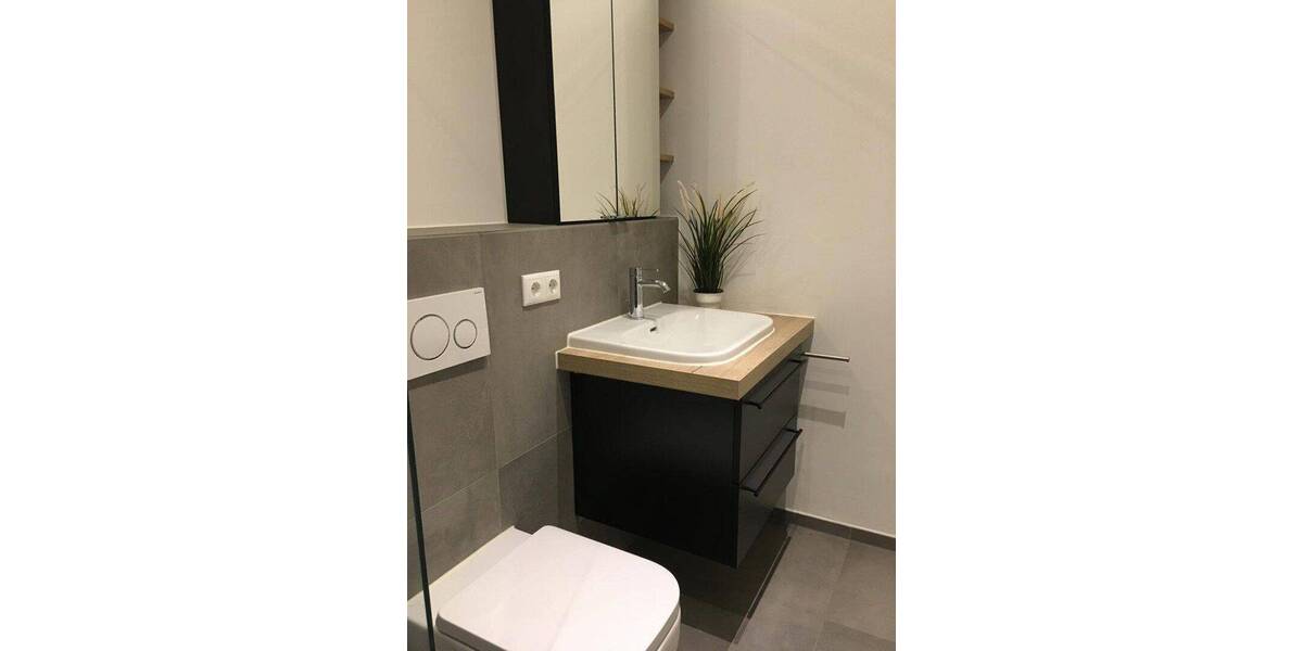 Etagenwohnung Unterföhring - 2 Zimmer, 28 m&sup2;, 895&euro; | Angebot:26886505