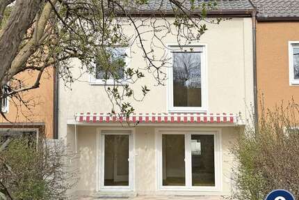 Haus München Trudering-Riem - 5 Zimmer, 122 m&sup2;, 2.800&euro; | Angebot:26021355