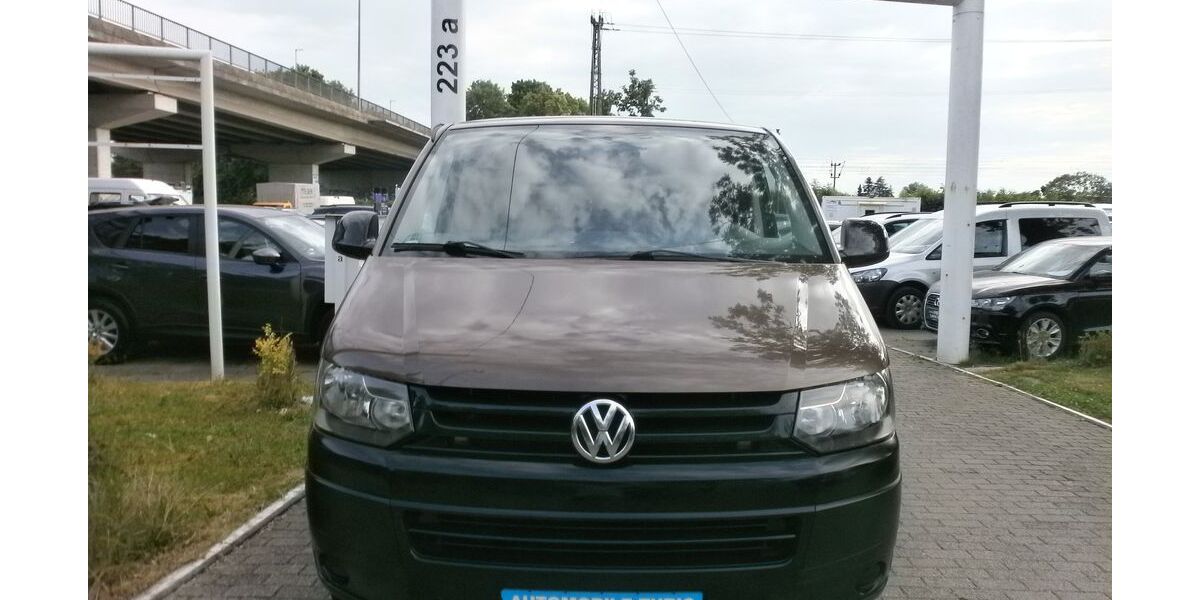 VW T5 Transporter 261.000 km 9.950 &euro; München OT Trudering-Riem 81825