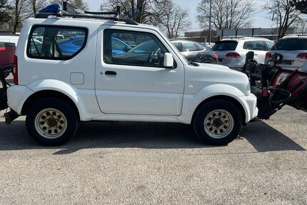 Suzuki Jimny 98.000 km 19.900 &euro; München 81243