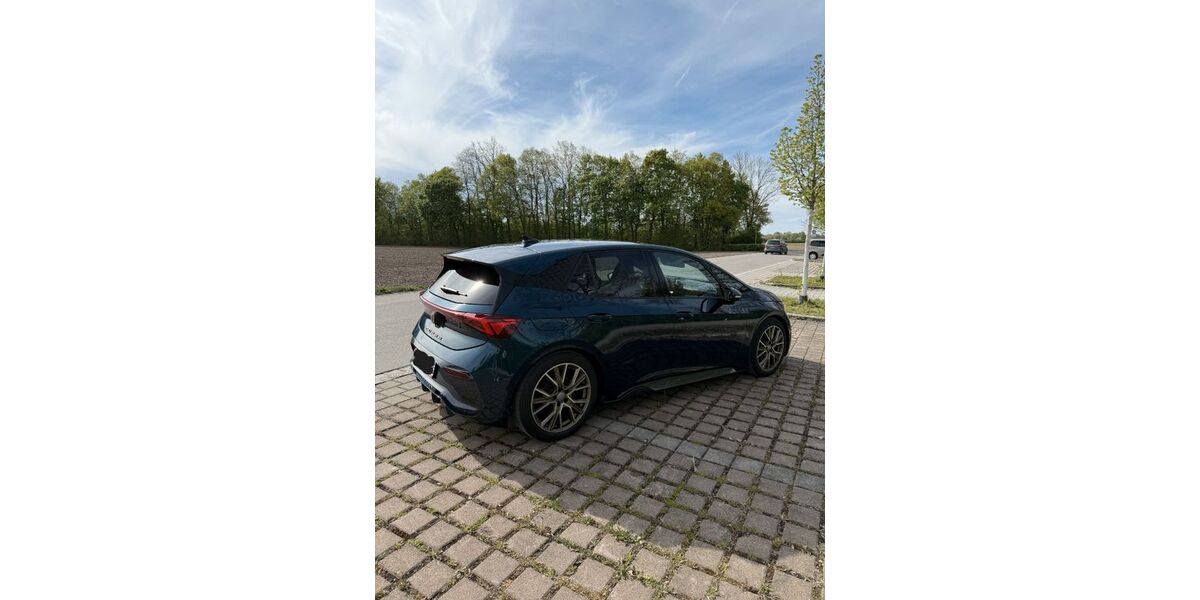 Cupra Born 51.300 km 24.560 &euro; Feldkirchen 85622