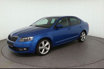 Skoda Octavia 89.000 km 13.450 &euro; München 81825