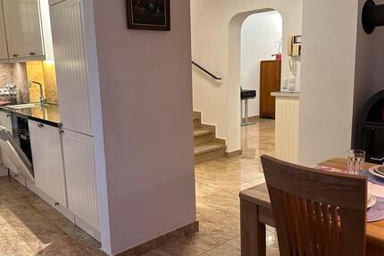 Haus Haimhausen - 6 Zimmer, 148 m&sup2;, 2.300&euro; | Angebot:26700057