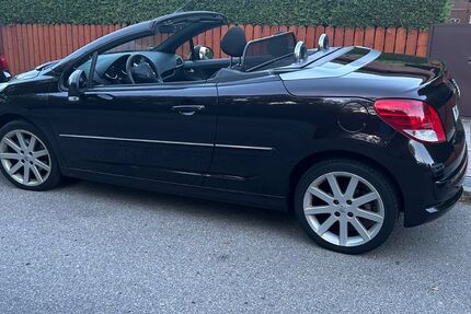 Peugeot 207 142.000 km 4.250 &euro; Feldkirchen 85622