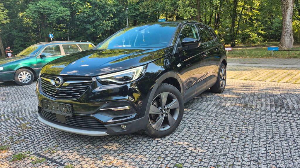 Opel Grandland (X) 106.000 km 14.600 &euro; München 80689
