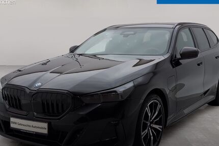 BMW 550 15.887 km 81.907 &euro; München 80939