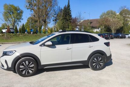 VW Taigo 5.300 km 21.800 &euro; München 81929