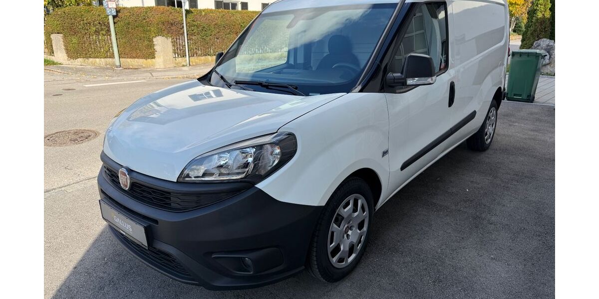 Fiat Doblo 27.750 km 16.490 &euro; München 81827