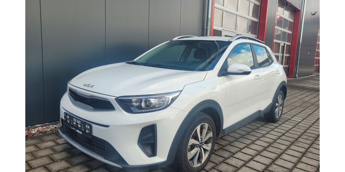 Kia Stonic 95.000 km 11.300 &euro; Puchheim (nähe München) 82178