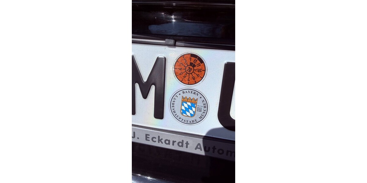 Kia Carens III 215.000 km 3.799 &euro; München 80313