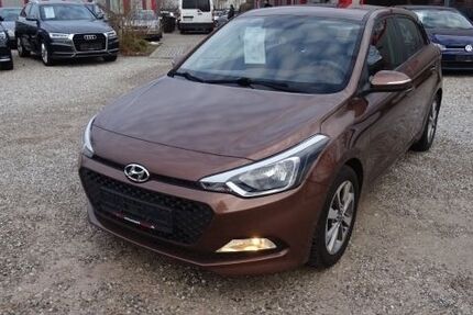 Hyundai i20 81.020 km 8.990 &euro; Ismaning 85737