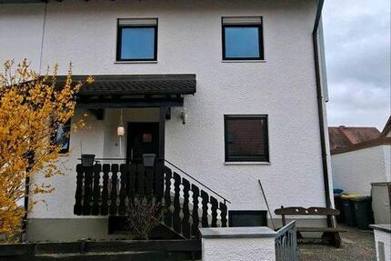 Haus Bergkirchen - 6.5 Zimmer, 130 m&sup2;, 2.450&euro; | Angebot:26300240