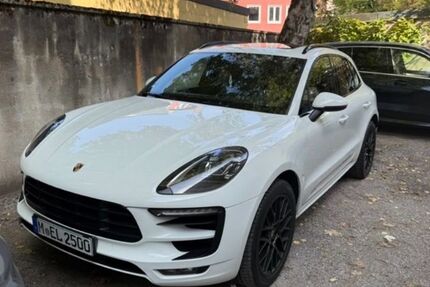 Porsche Macan 183.000 km 30.000 &euro; München 80636