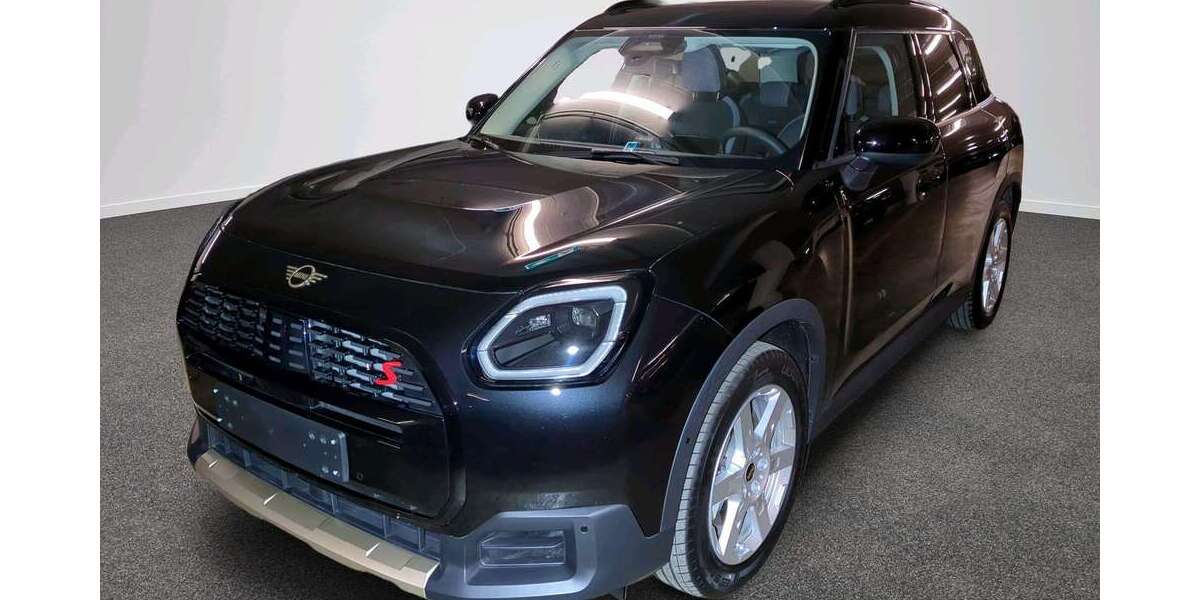 Mini Countryman S All4 2.008 km 39.990 &euro; München 80788
