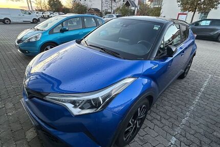 Toyota C-HR 143.000 km 14.900 € München 81929