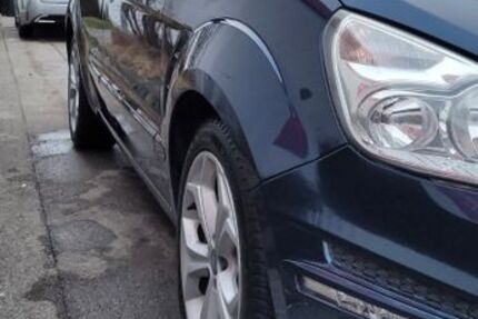 Ford S-Max 176.000 km 5.300 &euro; München 81549