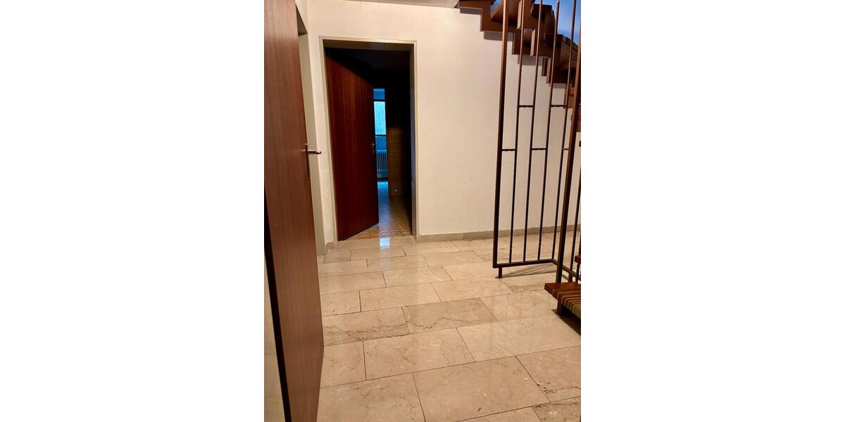 Doppelhaushälfte Neubiberg - 7 Zimmer, 135 m&sup2;, 1.290.000&euro; | Angebot:26971077