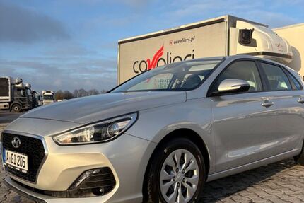 Hyundai i30 72.000 km 13.850 &euro; München 81677