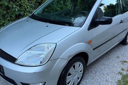 Ford Fiesta 135.000 km 1.450 &euro; München 81827