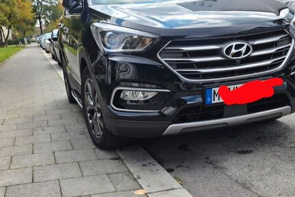 Hyundai SANTA FE 163.000 km 15.800 &euro; München 81539