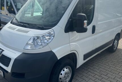 Peugeot Boxer 82.168 km 7.999 € München OT Aubing-Lochhausen-Langwied 81243