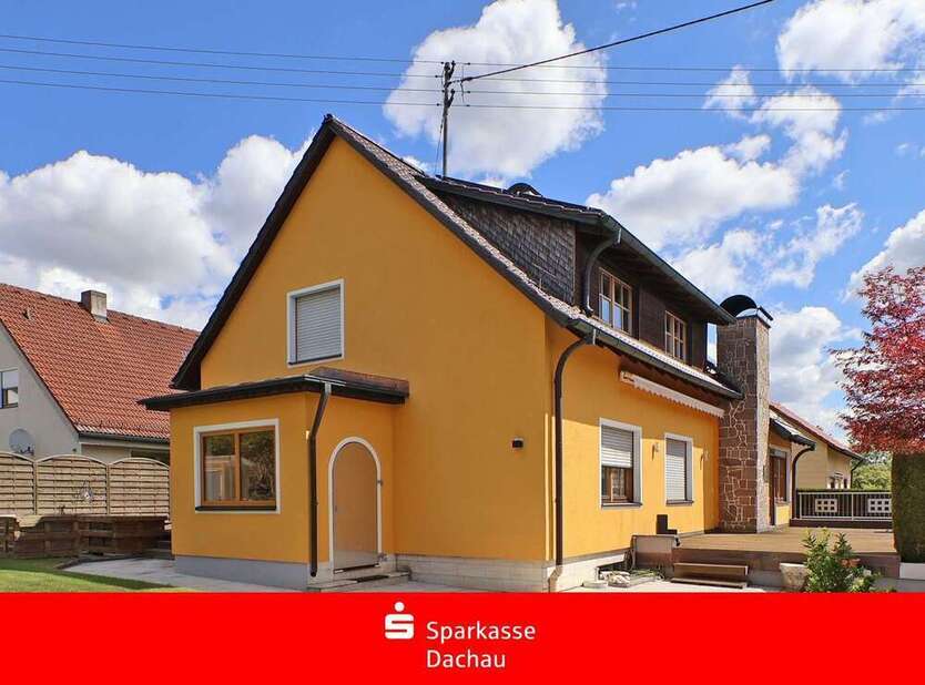 Haus zum Kaufen in Hebertshausen 1.190.000 € 270 m²