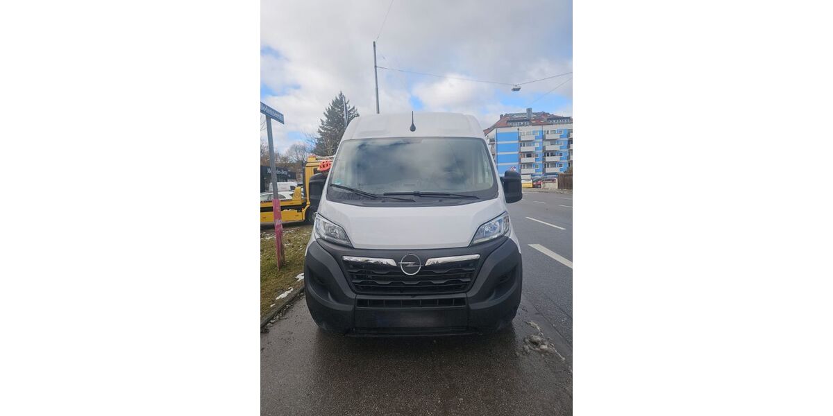 Opel Movano 175.000 km 17.254 &euro; München 80999