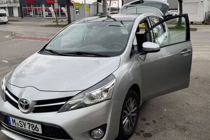 Toyota Verso 148.000 km 14.000 &euro; München 81827