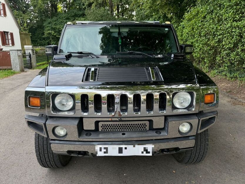 Hummer H2 180.000 km 14.999 € München 81671