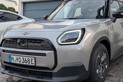 Mini Cooper E Countryman 2.500 km 35.999 € Neubiberg 85579