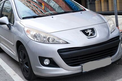 Peugeot 207 240.000 km 3.100 &euro; München 81539