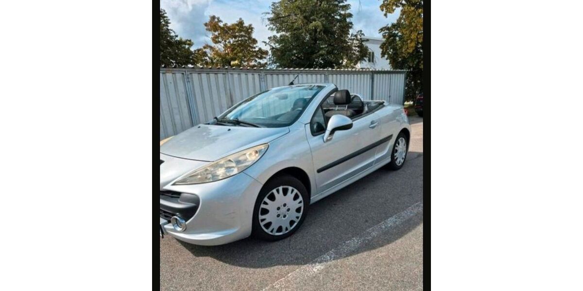 Peugeot 207 115.000 km 2.990 &euro; München 81829