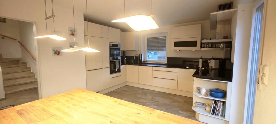 Einfamilienhaus, nur Vermietung auf Zeit bis 31.12.26 4.5 zimmer