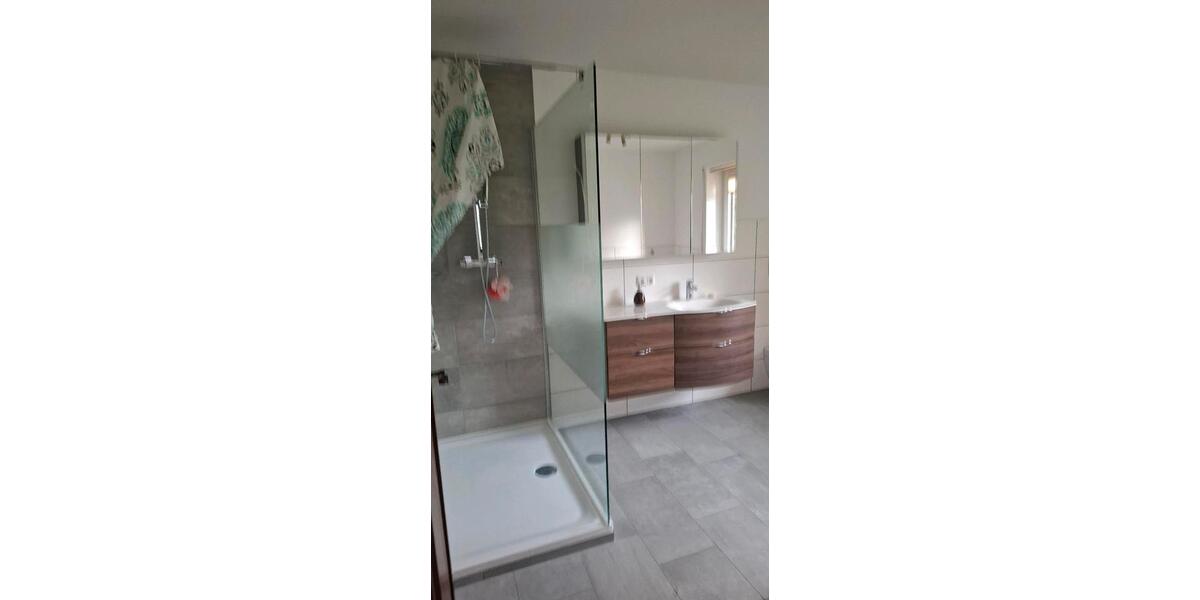 Erdgeschoßwohnung Neufahrn bei Freising Mintraching-Grüneck - 4 Zimmer, 120 m&sup2;, 1.800&euro; | Angebot:26670283