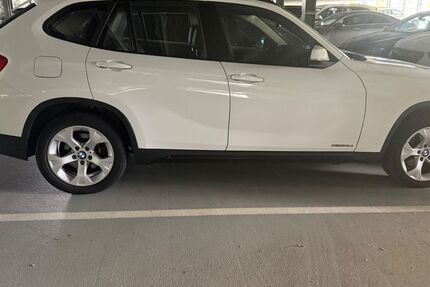BMW X1 180.000 km 10.500 &euro; München 81826