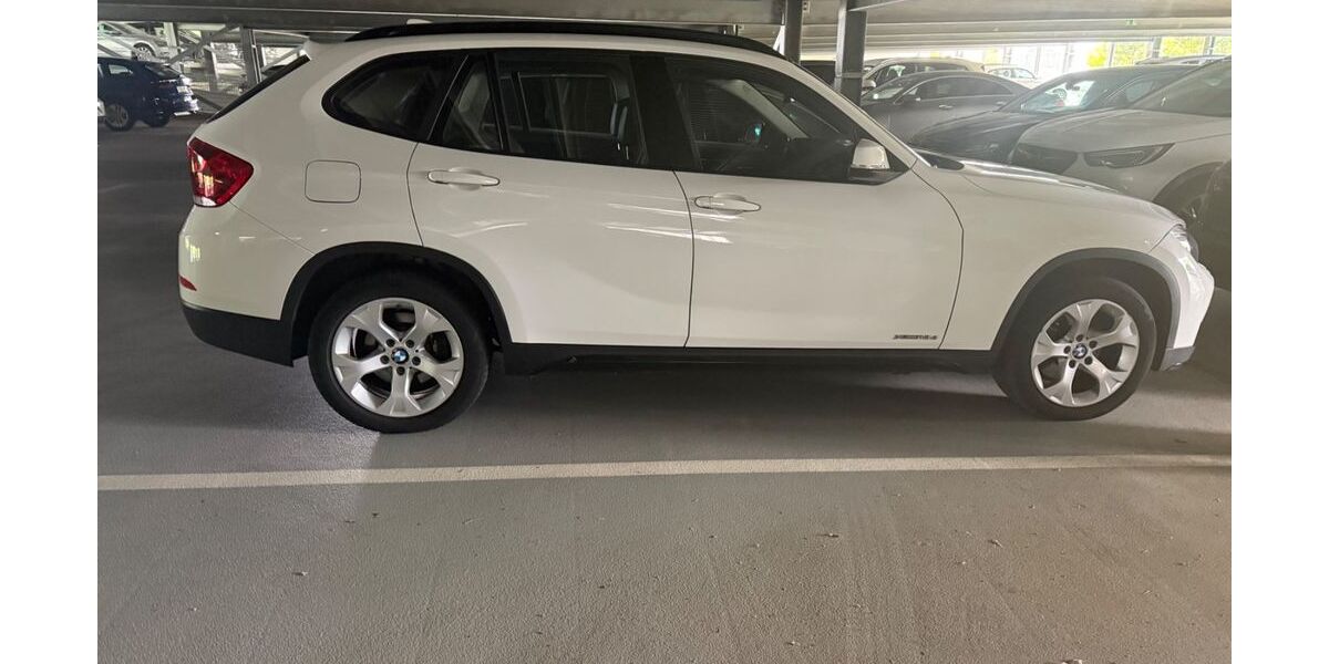 BMW X1 180.000 km 10.500 &euro; München 81826