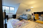 **Oben ist es am schönsten** charmantes APARTMENT im Dachgeschoss ** möbliert !! BEZUGSFREI !! - Dachgeschoßwohnung München Trudering-Riem | Angebot:24832250