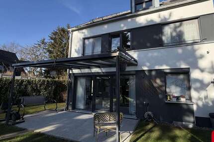 Haus zum Kaufen in München 1.450.000 € 163.19 m² 5 zimmer