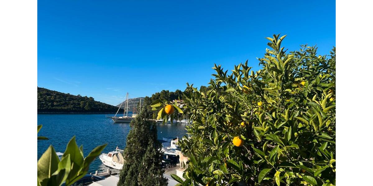 1. Reihe Meer: 4-Zimmer Wohnung mit Bootsanlegeplatz Korcula 4 zimmer