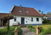 Idyllisches Einfamilienhaus mit großem Garten – Ruhiges Landleben in traumhafter Umgebung