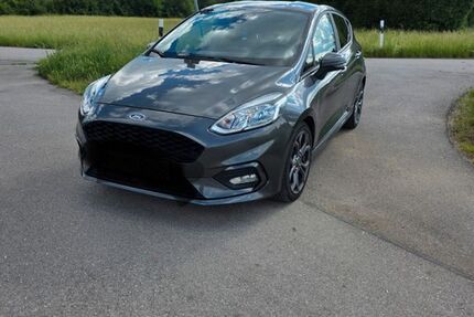 Ford Fiesta 86.000 km 8.650 &euro; München 81247
