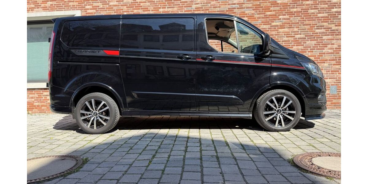 Ford Transit Custom 73.730 km 28.999 &euro; Unterföhring/ München 85774