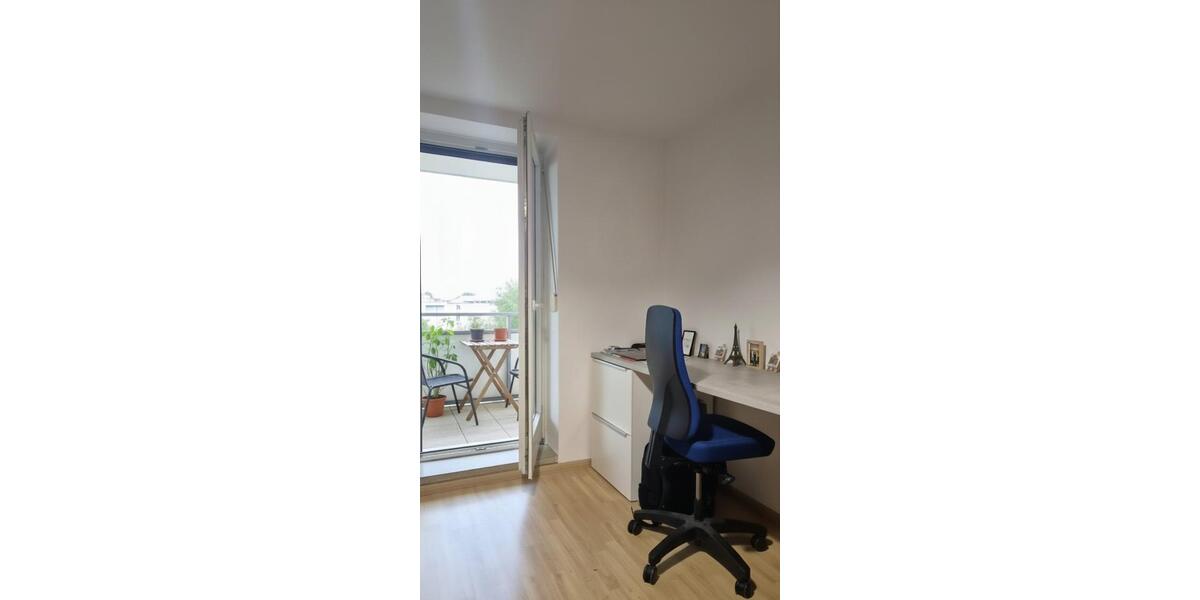 Großes, voll möbliertes Zimmer in WG in Martinsried 1 zimmer