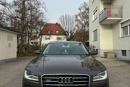 Audi A8 185.000 km 18.900 &euro; neubiberg 85579