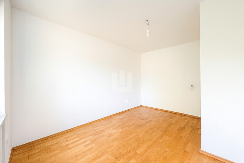 WINDISCH ImmobilieN - große Doppelhaushälfte mit gepflegtem Garten in ruhiger Lage von Gröbenzell