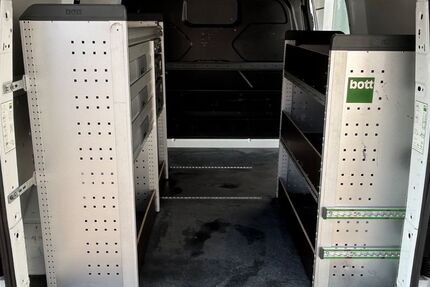 Ford Transit Custom 97.862 km 18.990 &euro; München 81825